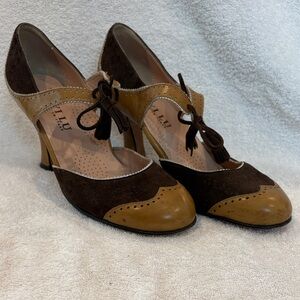 Anyi Lu Brown and Tan Heels